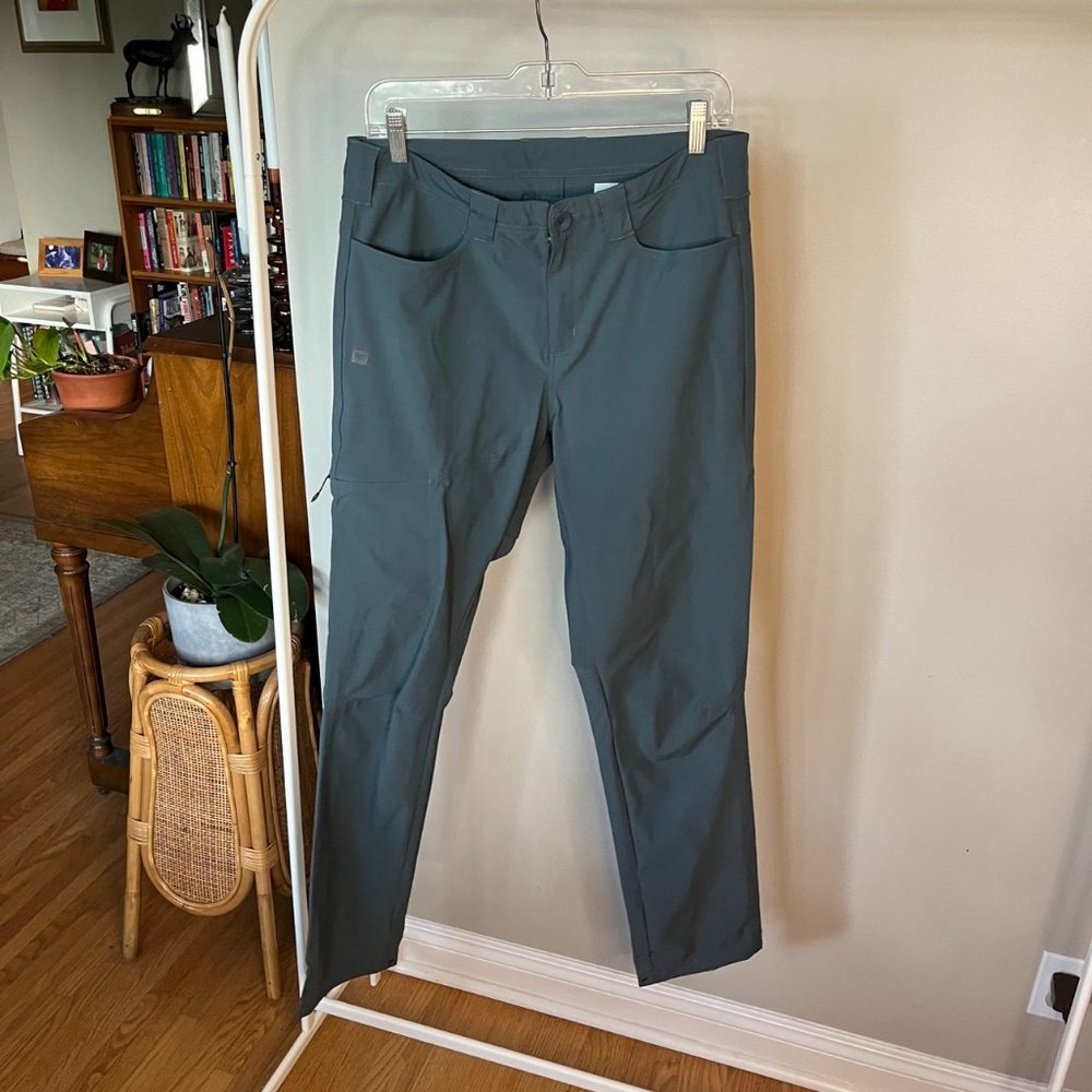 MEC / Men's Active Pants / Dark Grey / Size 32